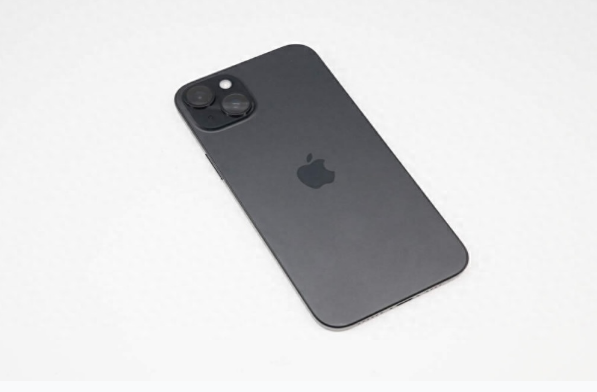 太仓苹果手机维修分享iPhone 15 Plus换电池 
